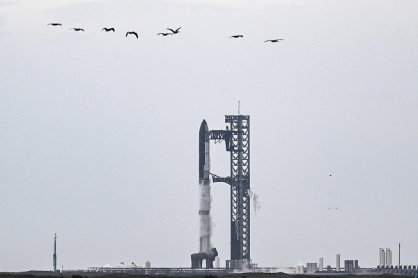 悦倍网 美媒：连续两次取消试飞后，SpaceX“星舰”将进行第三次试飞尝试